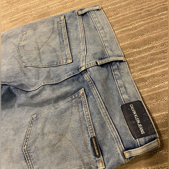 Calvin Klein Jeans - Picture 4 of 4